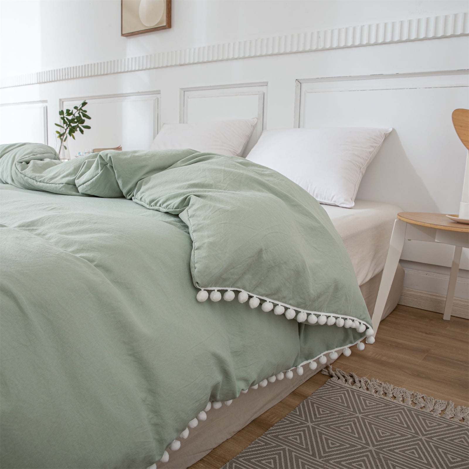 Move Over Green Duvet Cover King White Pom Poms Quilt Cover Only Ball