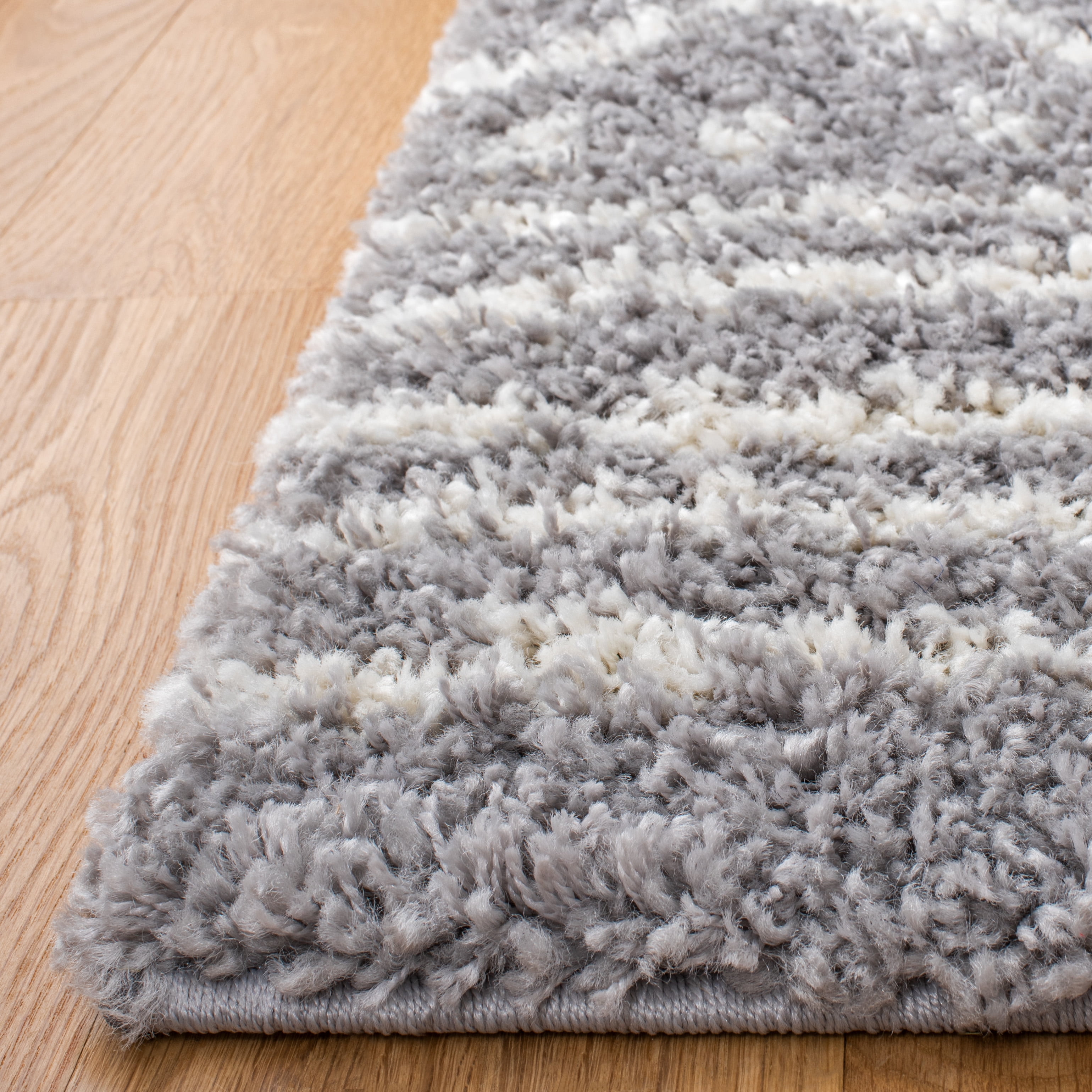 Safavieh Arizona Teagan Geometric Shag Runner Rug, Gray/Ivory, 2'6" x 14'