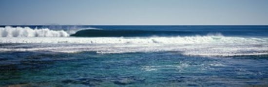 Wave Splashing In T