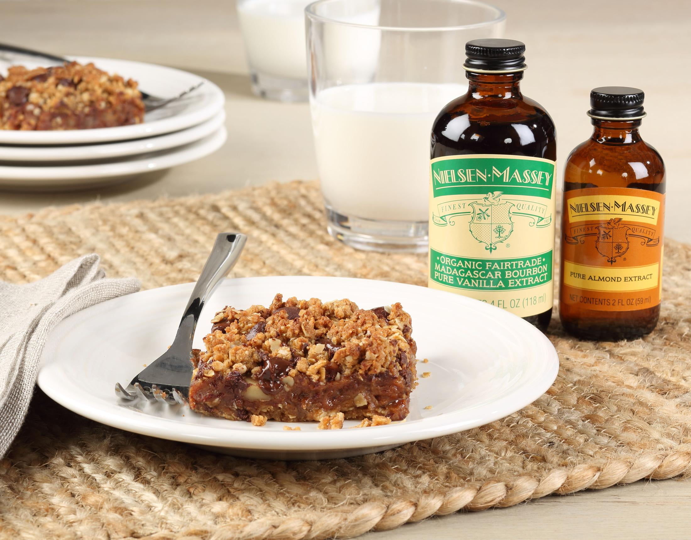 Nielsen-Massey Organic Fairtrade Madagascar Bourbon Pure Vanilla Extract, 8 ounces
