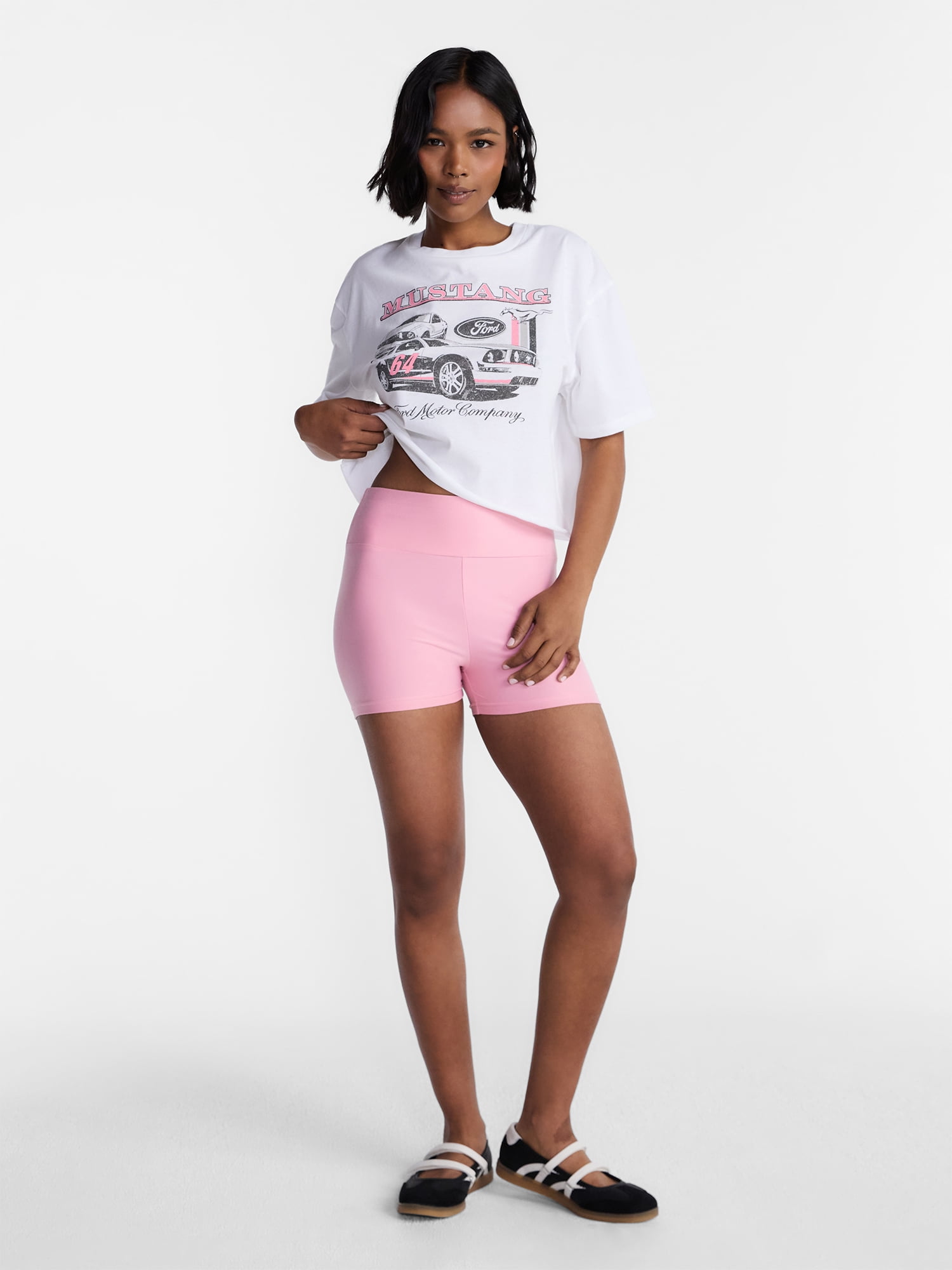 No Boundaries Ford Mustang Graphic Boyfriend Tee, Women's XXS-XXL