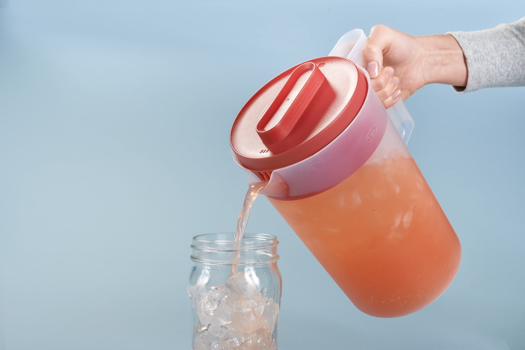 Rubbermaid 1 Gal. Simply Pour Plastic Pitcher with Multi-Function