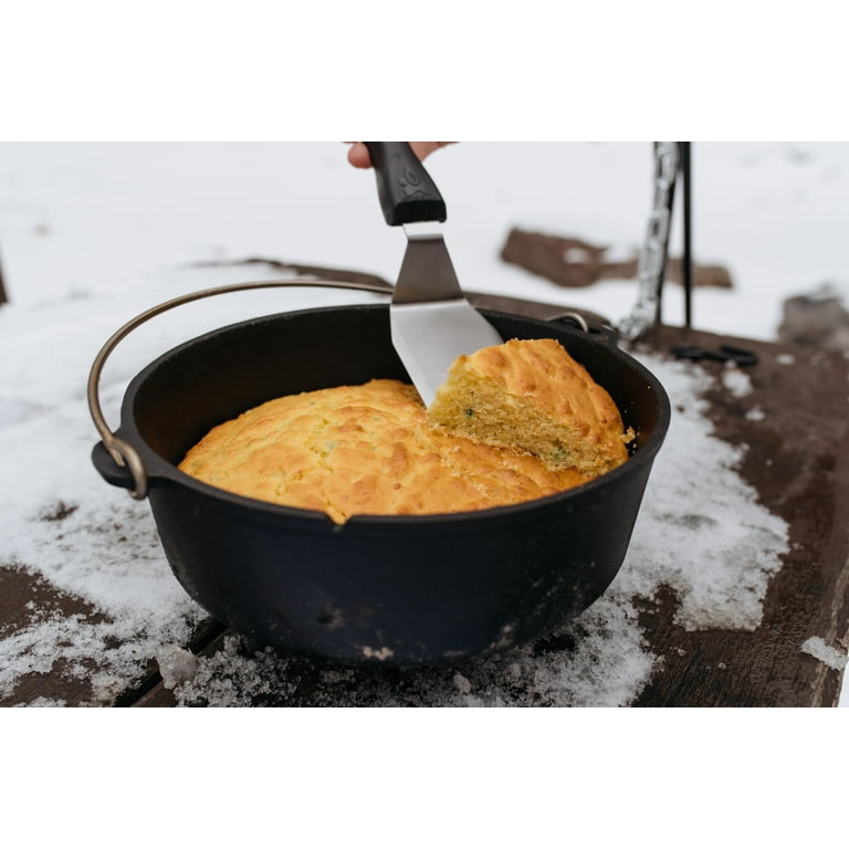 Camp Chef 10-Quart Seasoned Cast Iron Dutch Oven - Standard - SDO16