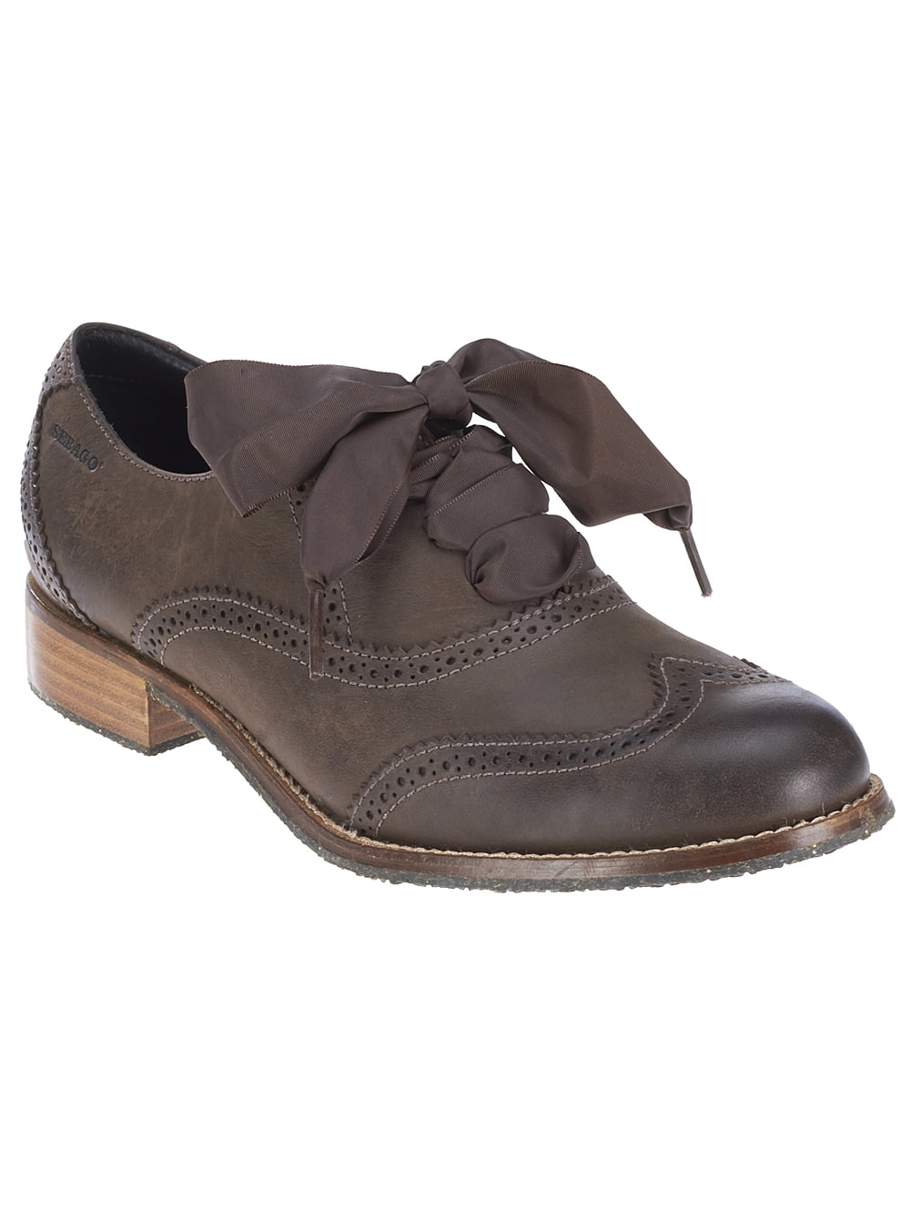 sebago claremont brogue