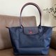 thumbnail image 1 of Bolso Satchel Mujer Nuevo Longchamp Le Pliage Bolsos Azul Marino Mediano, 1 of 3