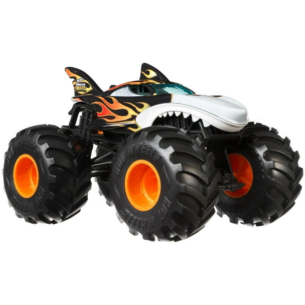 Hot Wheels Monster Trucks 124 Scale Shark Wreak Vehicle