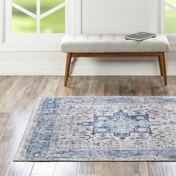Unique Loom Yara Collection Area Rug - Sunil (7' 10" Square Royal Blue/Blue)