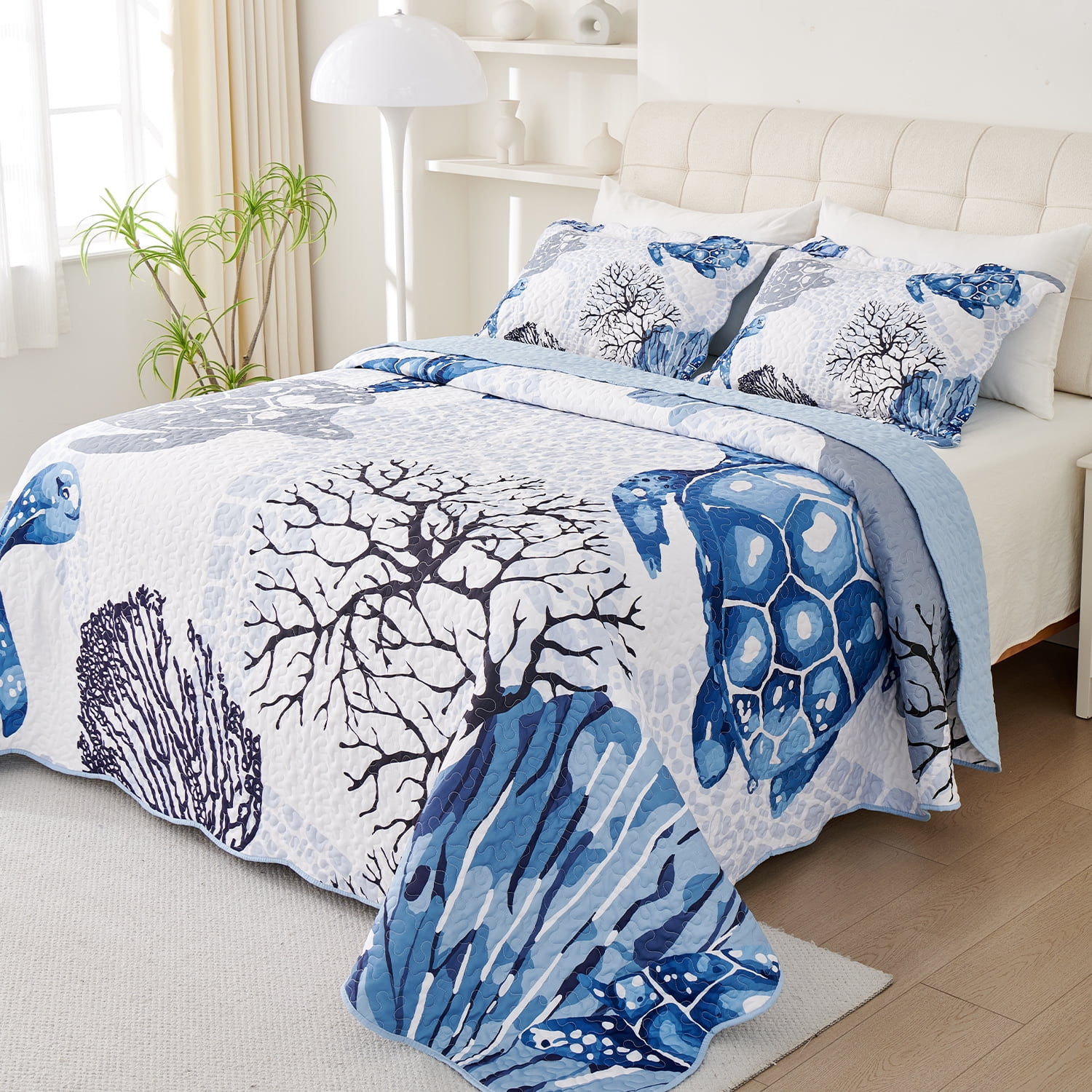Evenhug Quilts 3-Piece King Coastal Bedding Set Dark Blue Ocean Pattern Quilt Set With Shams