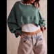 thumbnail image 4 of Sudadera Corta para Mujer, Cuello Redondo, Larga, Talla Grande, Otoño-Invierno 2025, Estilo Jersey Holgado. Verde Oscuro S, 4 of 8
