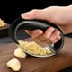 thumbnail image 1 of Fiudx Prensa de Ajo de Acero Inoxidable, Picadora de Ajo con Diseño Ergonómico y Balancín, Trituradora de Ajo Manual de Fácil Limpieza, Utensilio de Cocina Versátil, Ideal para Cocinar En Casa, Picni, 1 of 4