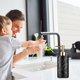 thumbnail image 1 of Bote dispensador de jabón de vidrio recargable 19oz | Dispensador de loción para el baño Blanco Blanco Azul Verde | Bomba impermeable, elegante recipiente líquido de cristal para jabón de manos,, 1 of 6