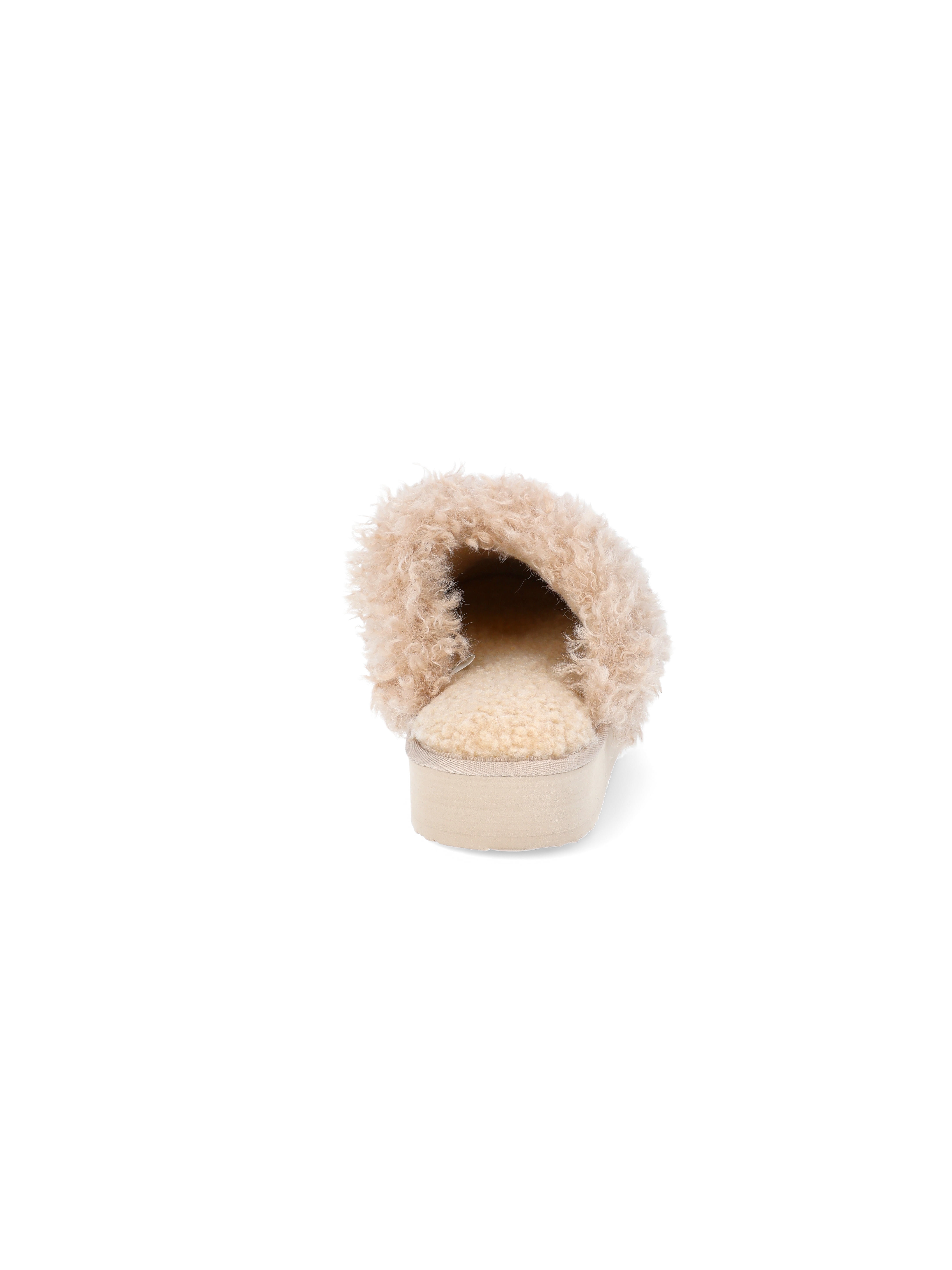 No Boundaries Women's Fuzzy Platform Slippers