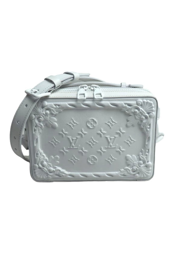 Pre-Owned LOUIS VUITTON LV Ornament Soft Trunk Shoulder Bag White M21833 IC Unisex (Good)
