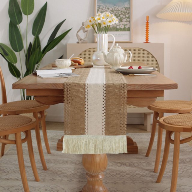 Nordic Simple Light Luxury Cotton and Linen Table Runner Color Matching Tassel Long Tablecloth Holiday Tea Table Runner Decoration