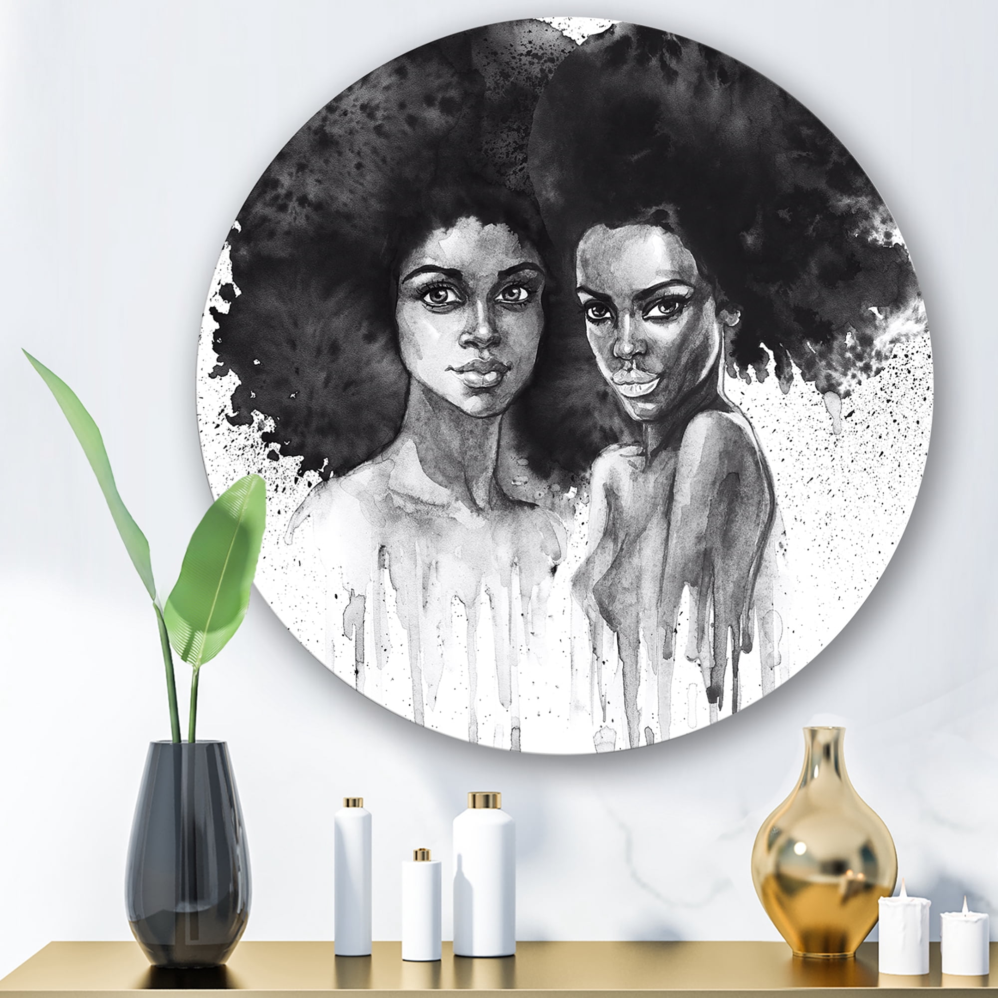 Designart 'Portrait of Afro American Woman XI' Modern Circle Metal Wall Art 11x11 - Disc of 11