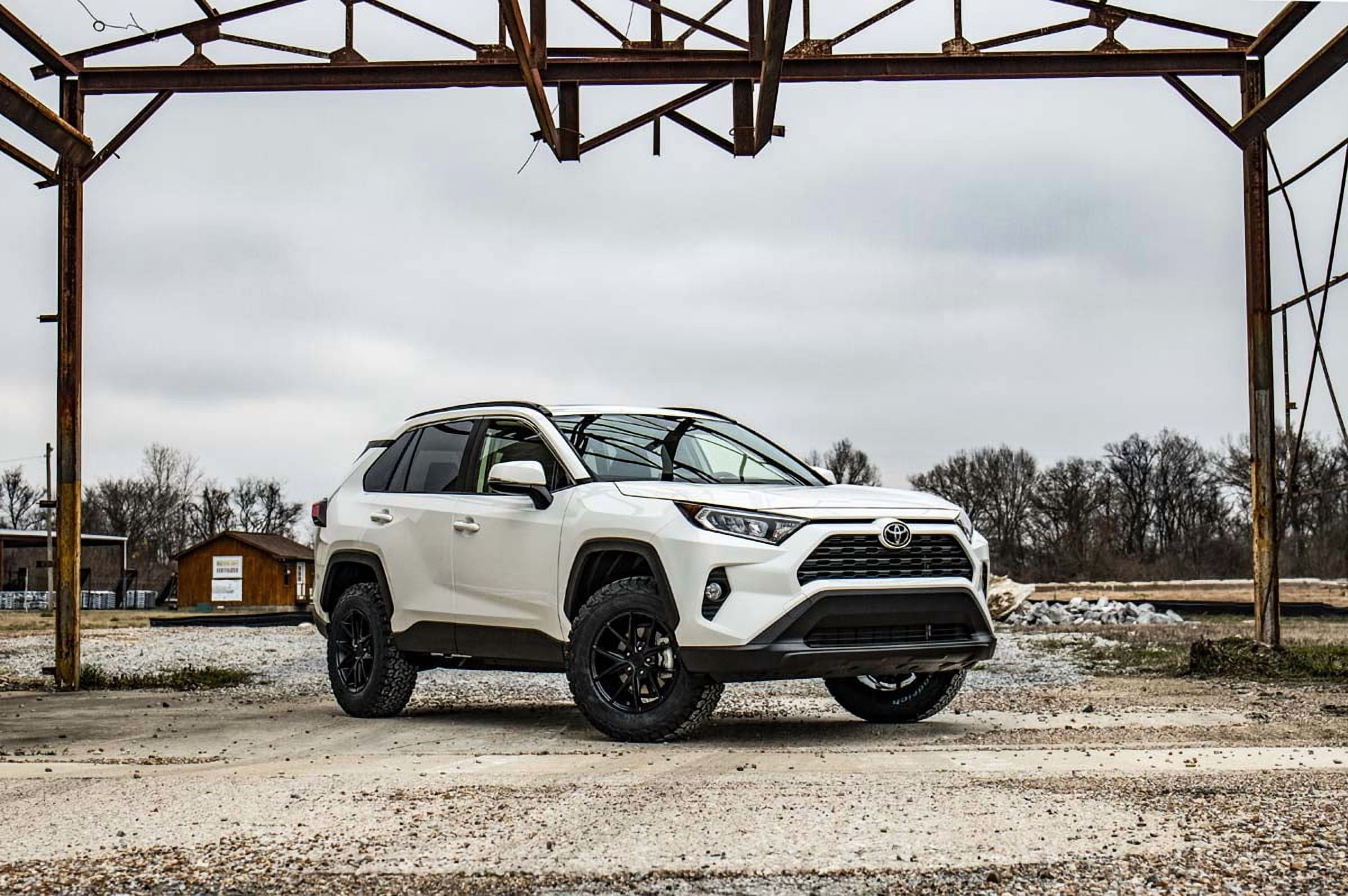 Rough Country 2.5" Lift Kit for 2019-2024 Toyota RAV4 2WD/4WD - 73131