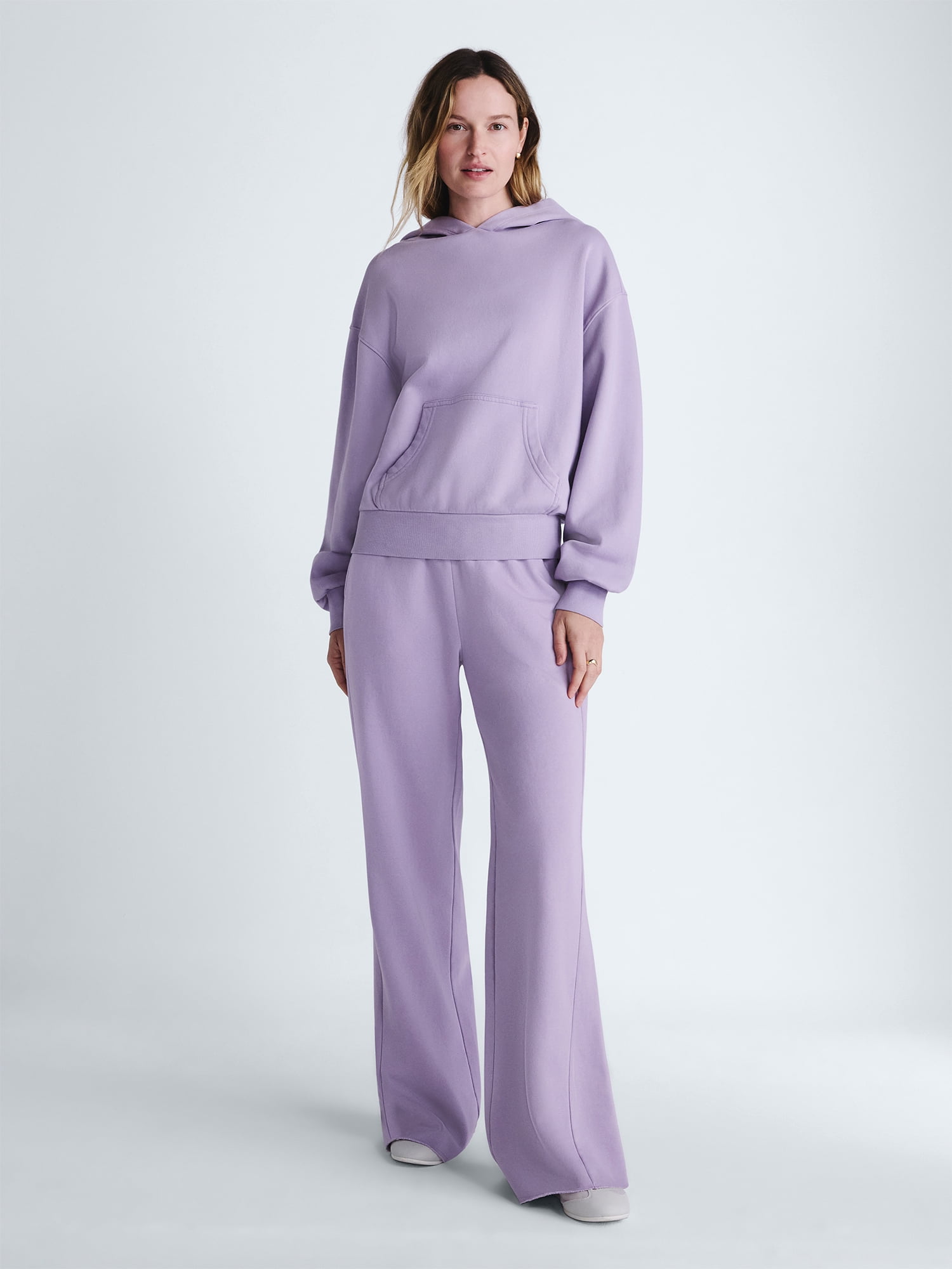 Scoop Women's and Women's Plus Mineral Wash Oversized Hoodie, Sizes XS-4X