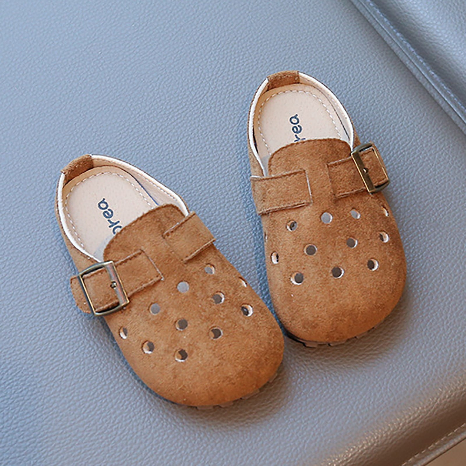 Sandales de Plage pour Garçons Confortables Chaussures d'Été à Semelles Souples pour Enfants Actifs