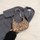 thumbnail image 5 of Bolso Crescent para Mujer Con Leopardo Hobo Cuero PU El (Caqui), 5 of 6