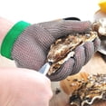 thumbnail image 4 of HAHDAXIA Gant en Cotte de Mailles, Gant Résistant aux Coupures de Qualité Alimentaire, Gant en Maille Métallique en Acier Inoxydable Gant de Coupe Couteau pour Boucher, Mandoline de Cuisine pour Écailler les Huîtres Chef Tranchage Filet de Poisson (X Grand, 4 of 7