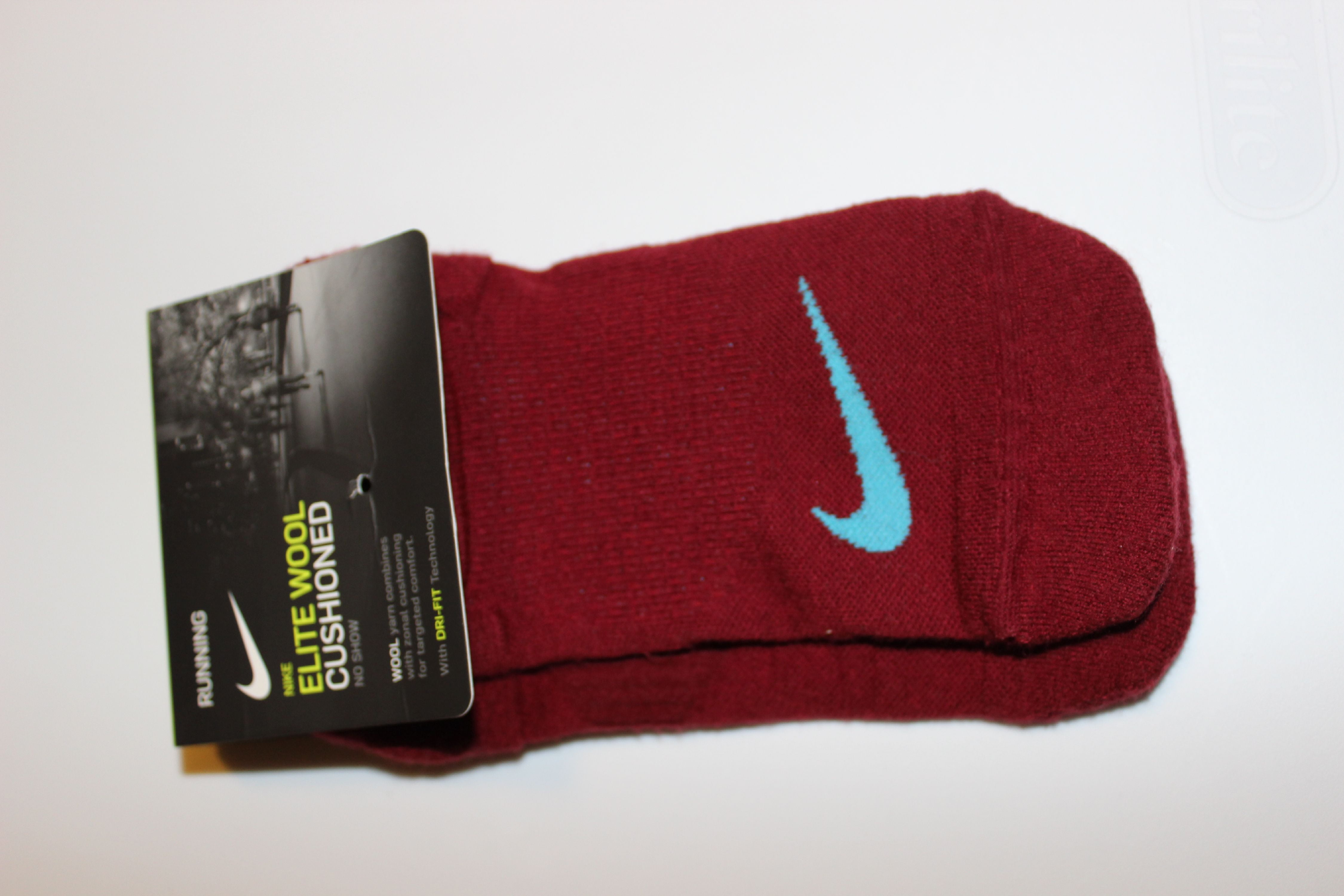 Nike Elite Wool Cushioned Crew Running Socks NWT Men's 6-7.5 Burgundy Walmart.com