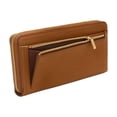 thumbnail image 5 of Billetera de Mano Fossil Logan de Cuero con Protección RFID en Color Saddle, 5 of 5