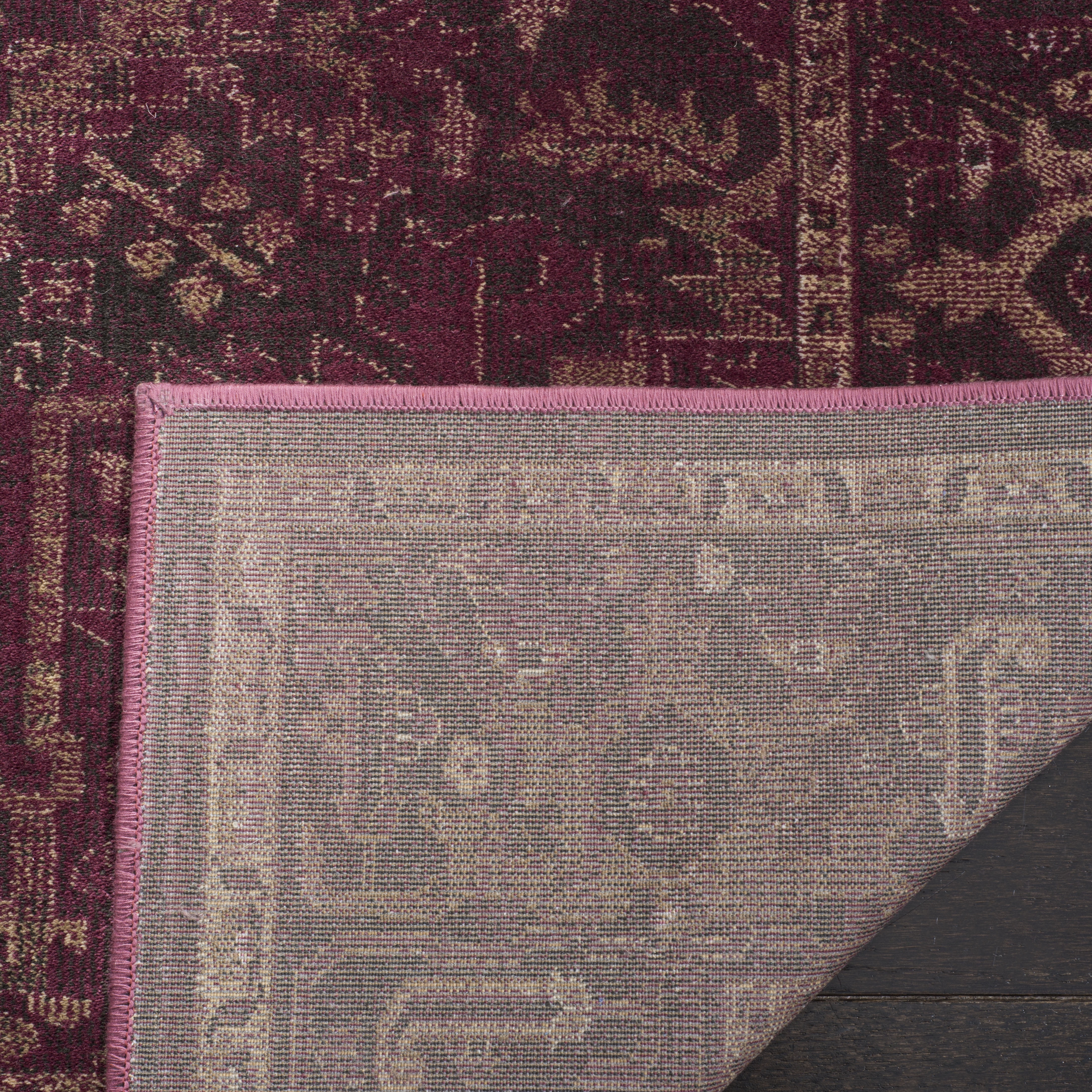 SAFAVIEH Vintage Adrian Traditional Runner Rug, Raspberry, 2'2" x 8'