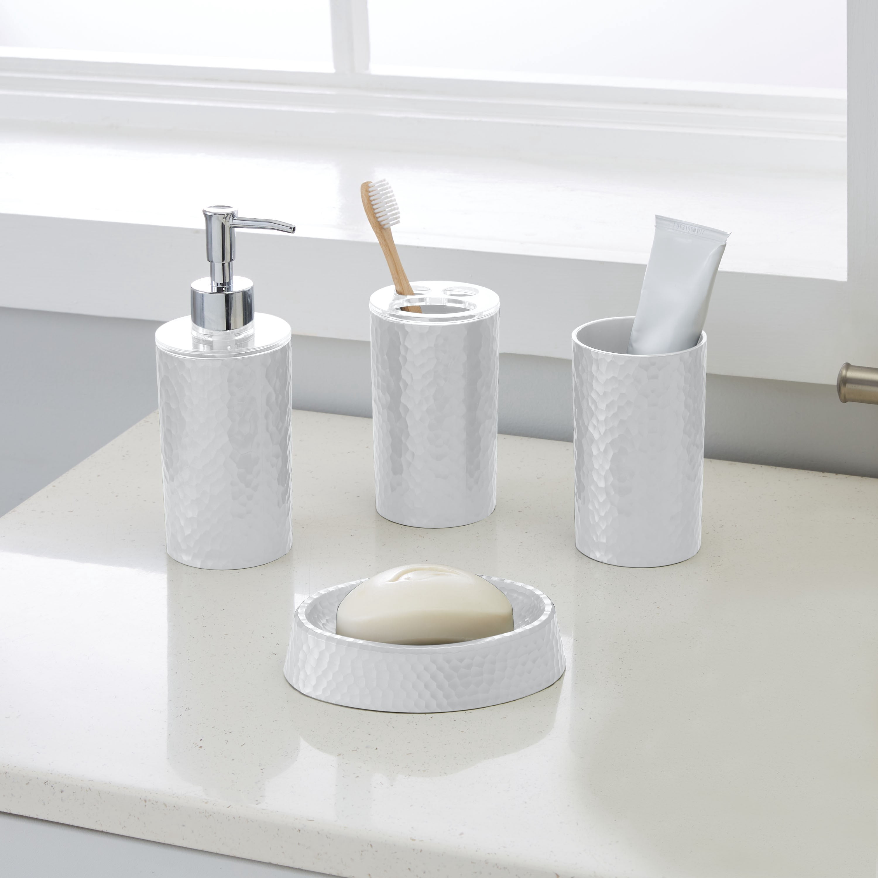Bath Bliss Hammered Texture 4 Piece Bath Accessory Set in Silver