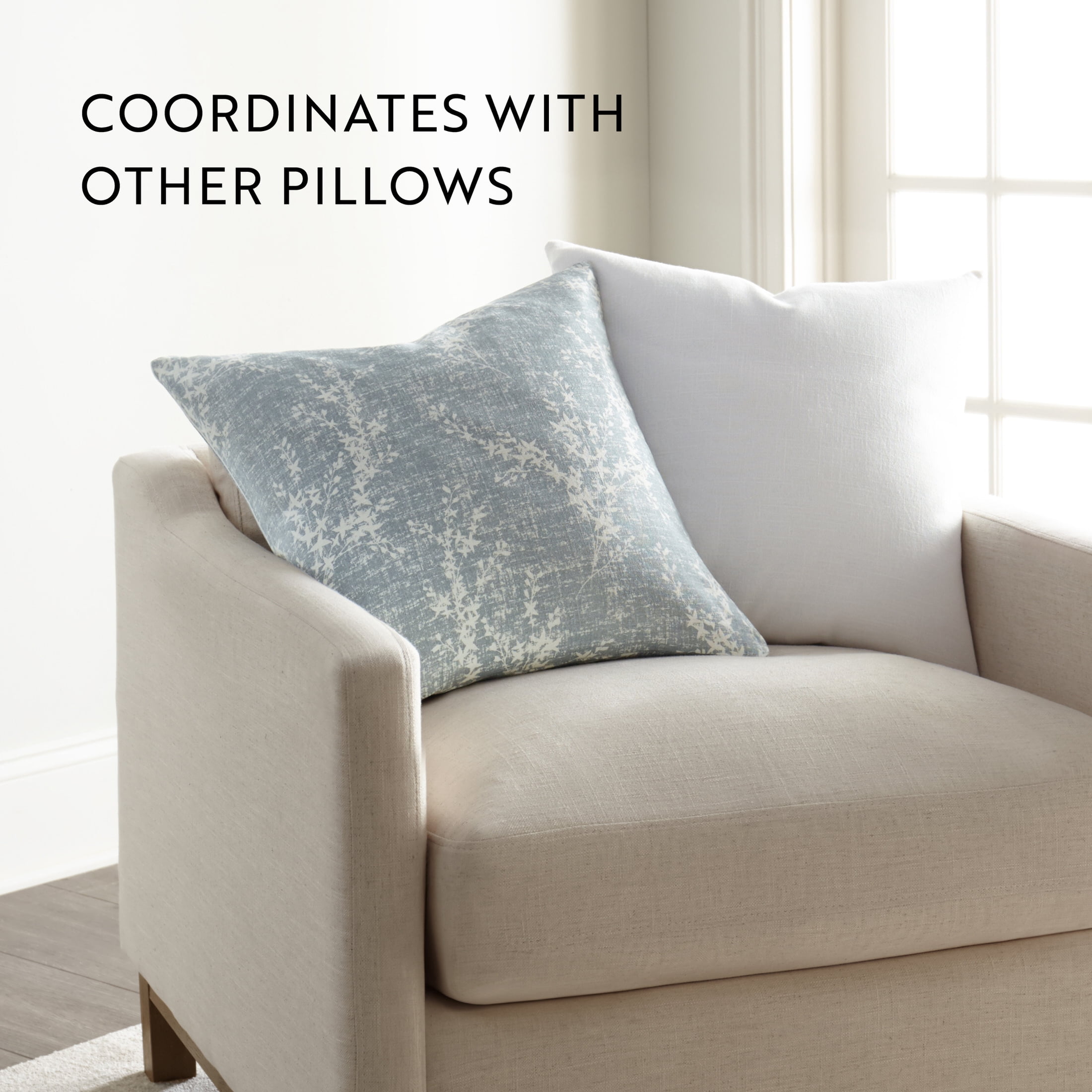 Noble Linens Elegant Cotton Decor Throw Pillow in Willow Pattern