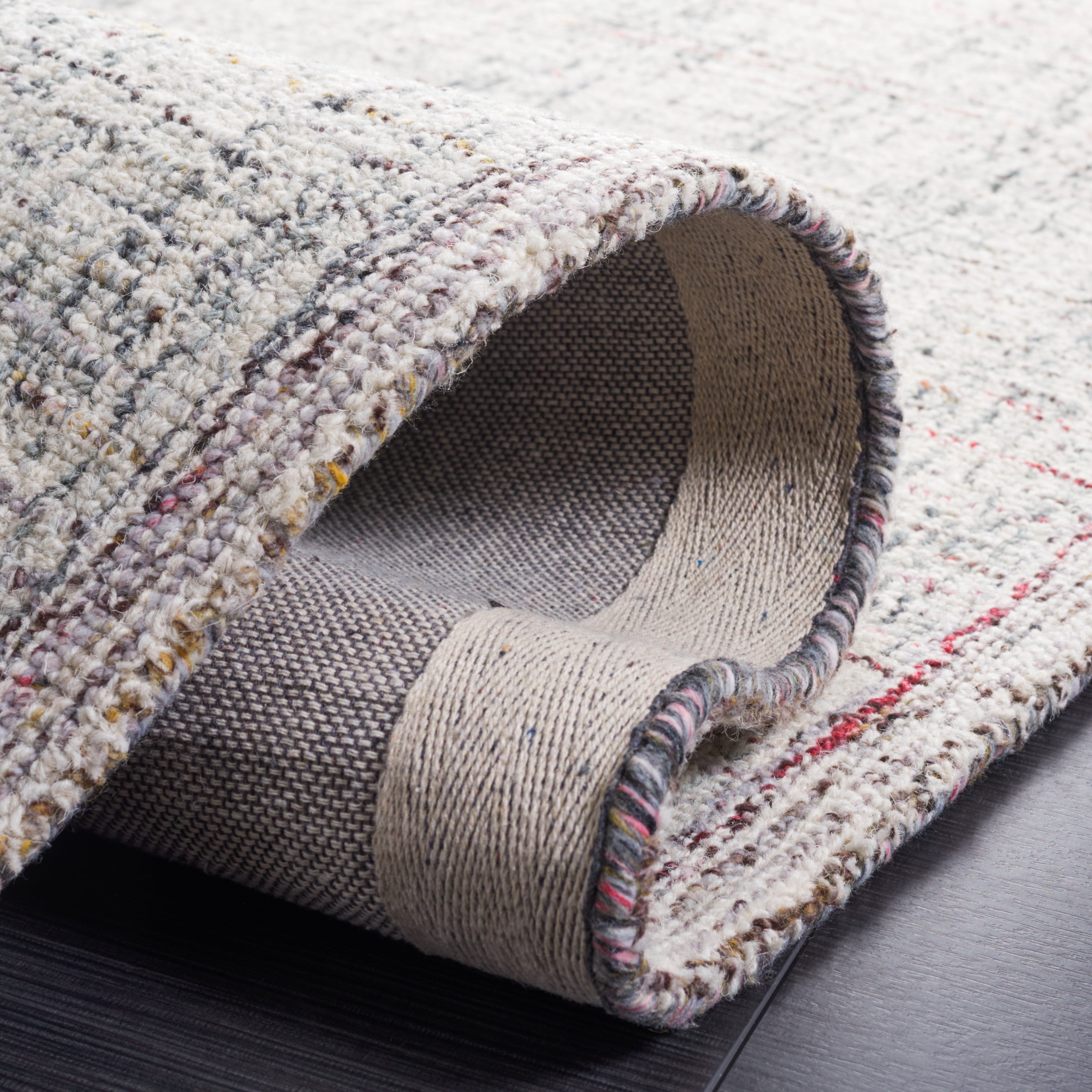 SAFAVIEH Abstract Hilbert Distressed Area Rug, Red/Ivory, 6' x 6' Round
