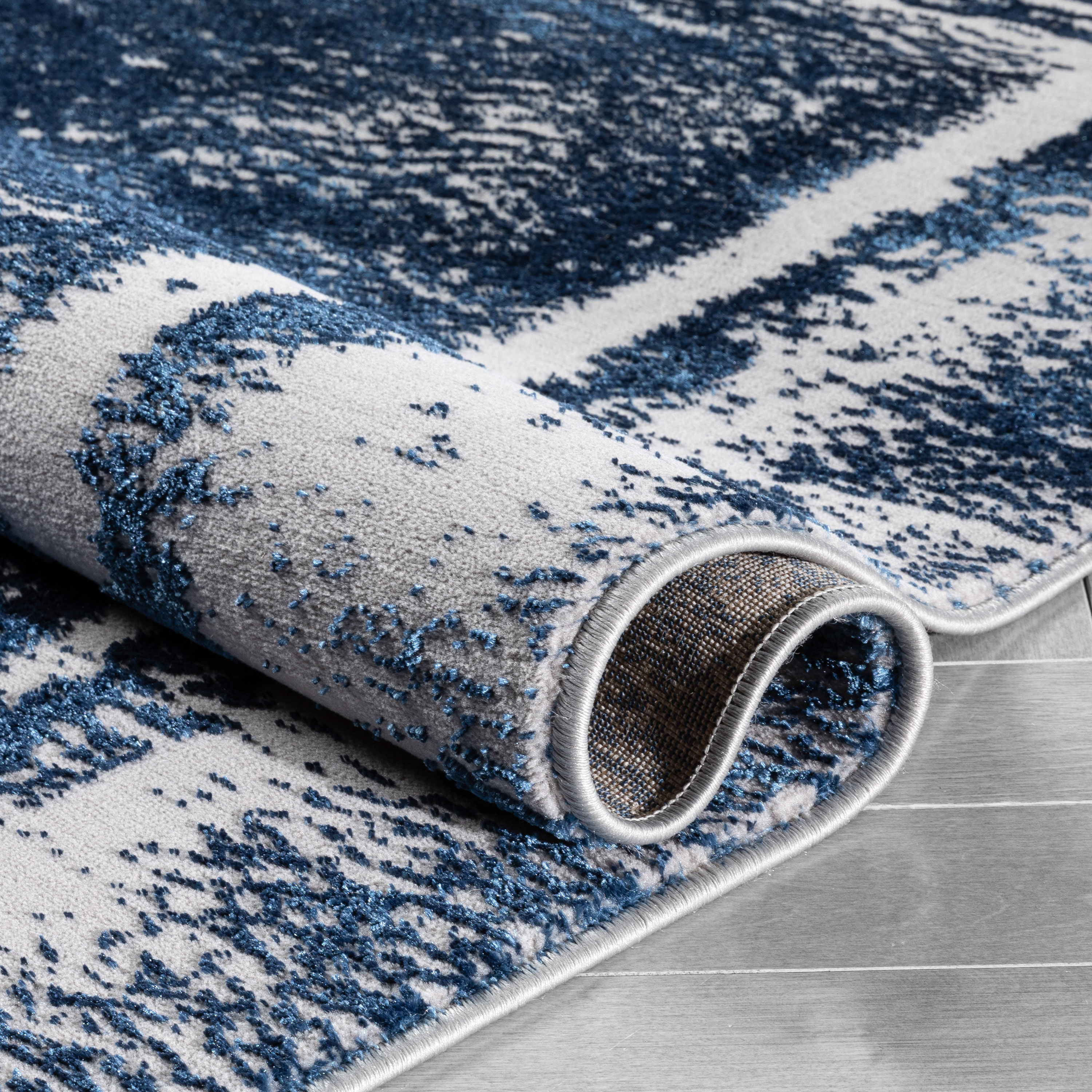 Well Woven Cairo Abstract Hand-Made Area Rug, 7' x 5', Glam, soft rug, Globally inspired patterns, Serged edges for longer lasting rug