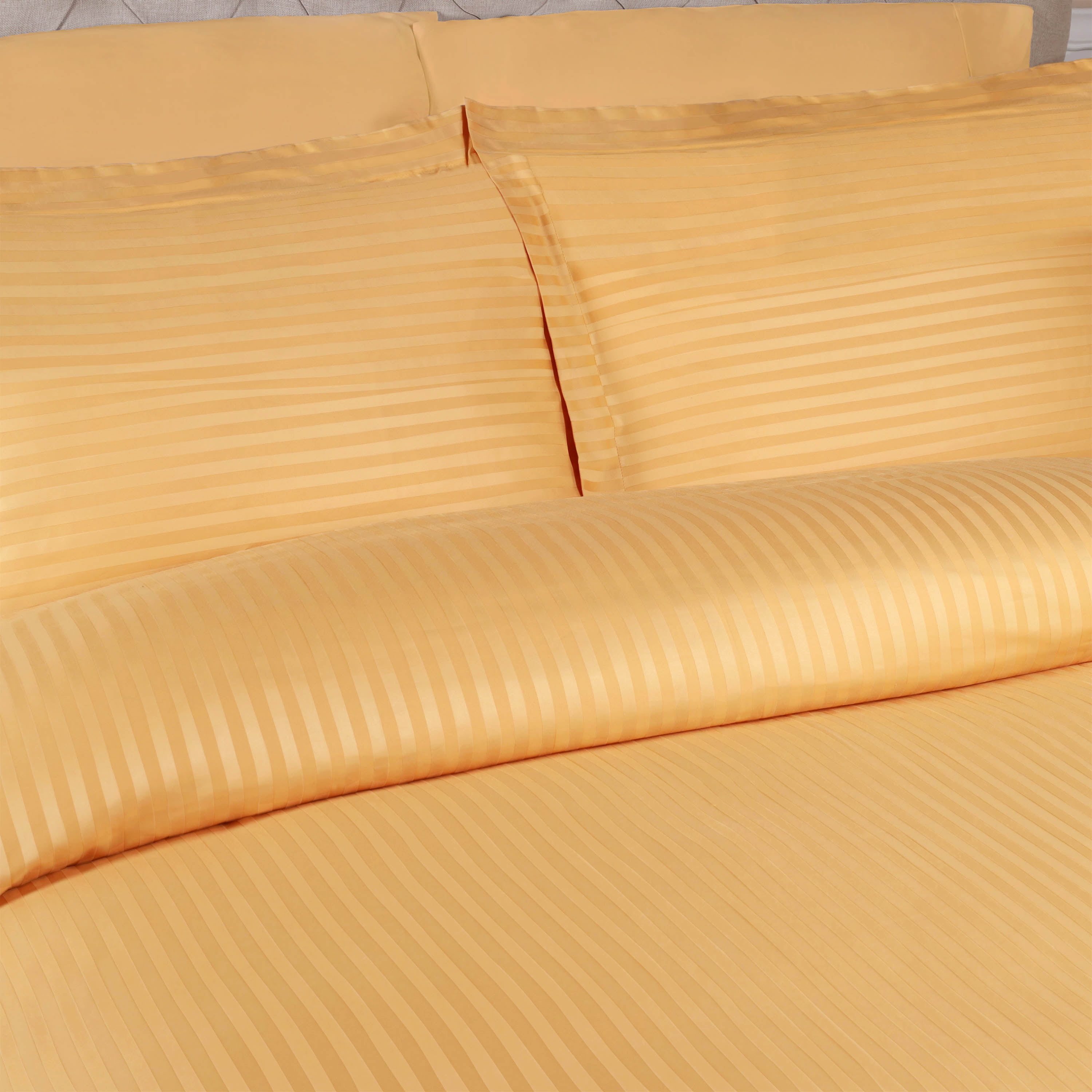 BNM 300 Thread Count Egyptian Cotton Duvet Cover, King/ California King, Gold