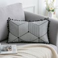 thumbnail image 1 of Cojín decorativo con flecos geométricos simples, funda de almohada suave con borla Rec, 1 of 1