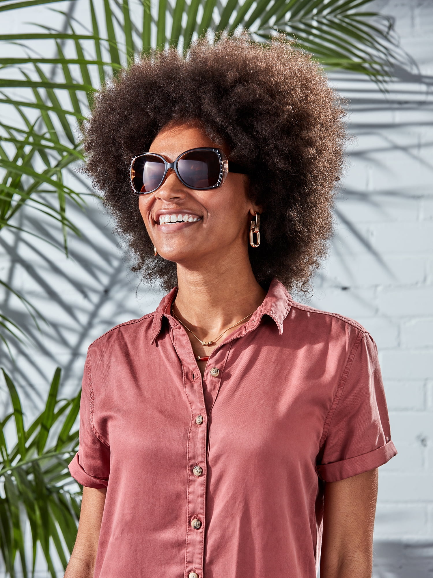 Foster Grant Women's Polarized Butterfly Sunglasses, Black