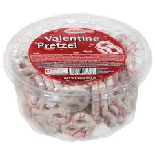 Valentine's Day Yogurt Pretzels 14oz Tub