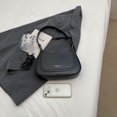 thumbnail image 4 of Bolsos Vagabundos Elegantes para Mujer Bolso Axila Con Forma Media PU Viajes Al Aire Libre (), 4 of 8