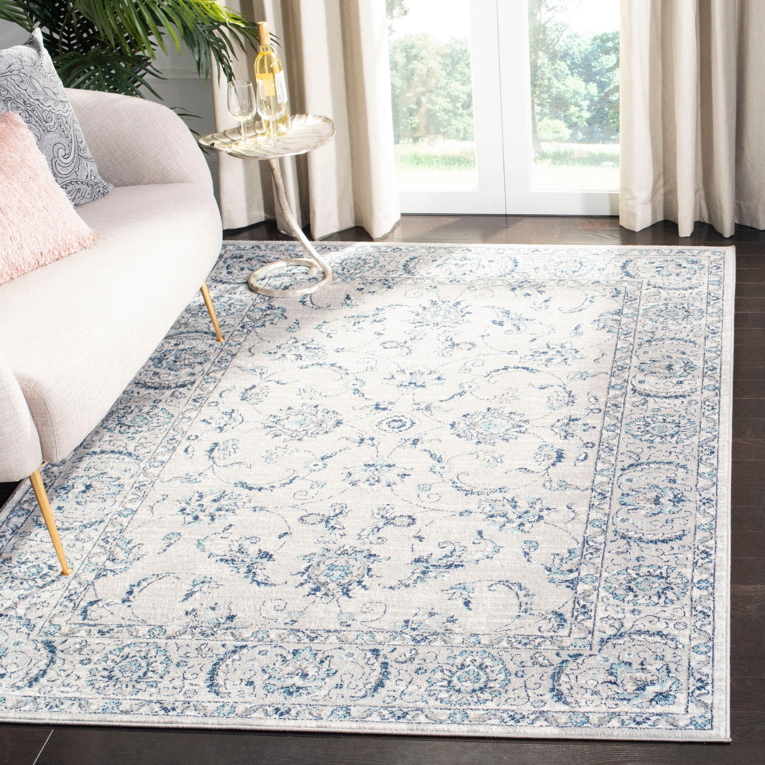 SAFAVIEH Brentwood Collection 4' x 6' Ivory/Navy BNT802D Medallion  Distressed Non-Shedding Entryway Living Room Foyer Bedroom Accent Rug 