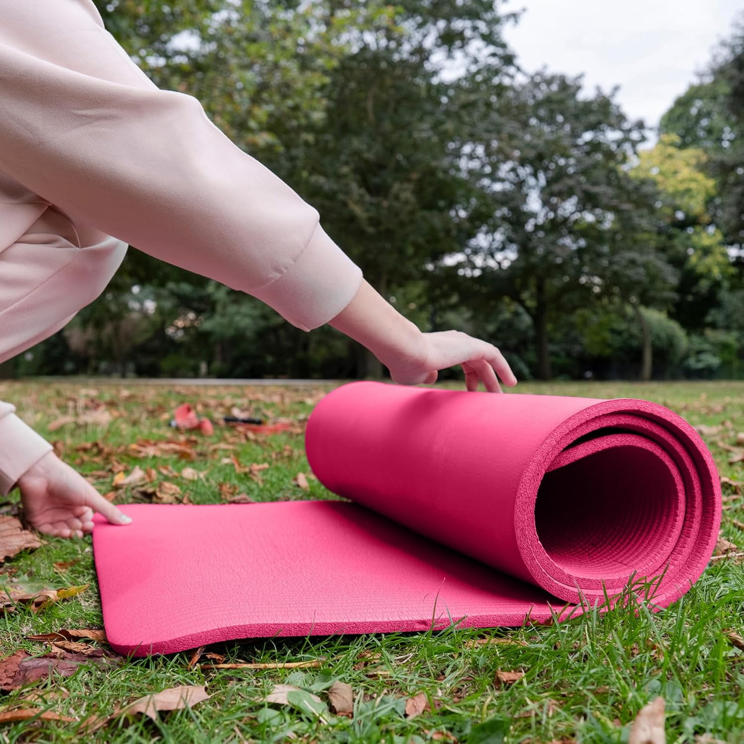 JessieMal Yoga Mat, 1-Inch Extra Thick High Density Exercise Mat, Anti-Tear Exercise Yoga Mat with Carrying Strap, Suitable for Various Yoga Exercises, Multiple Colors