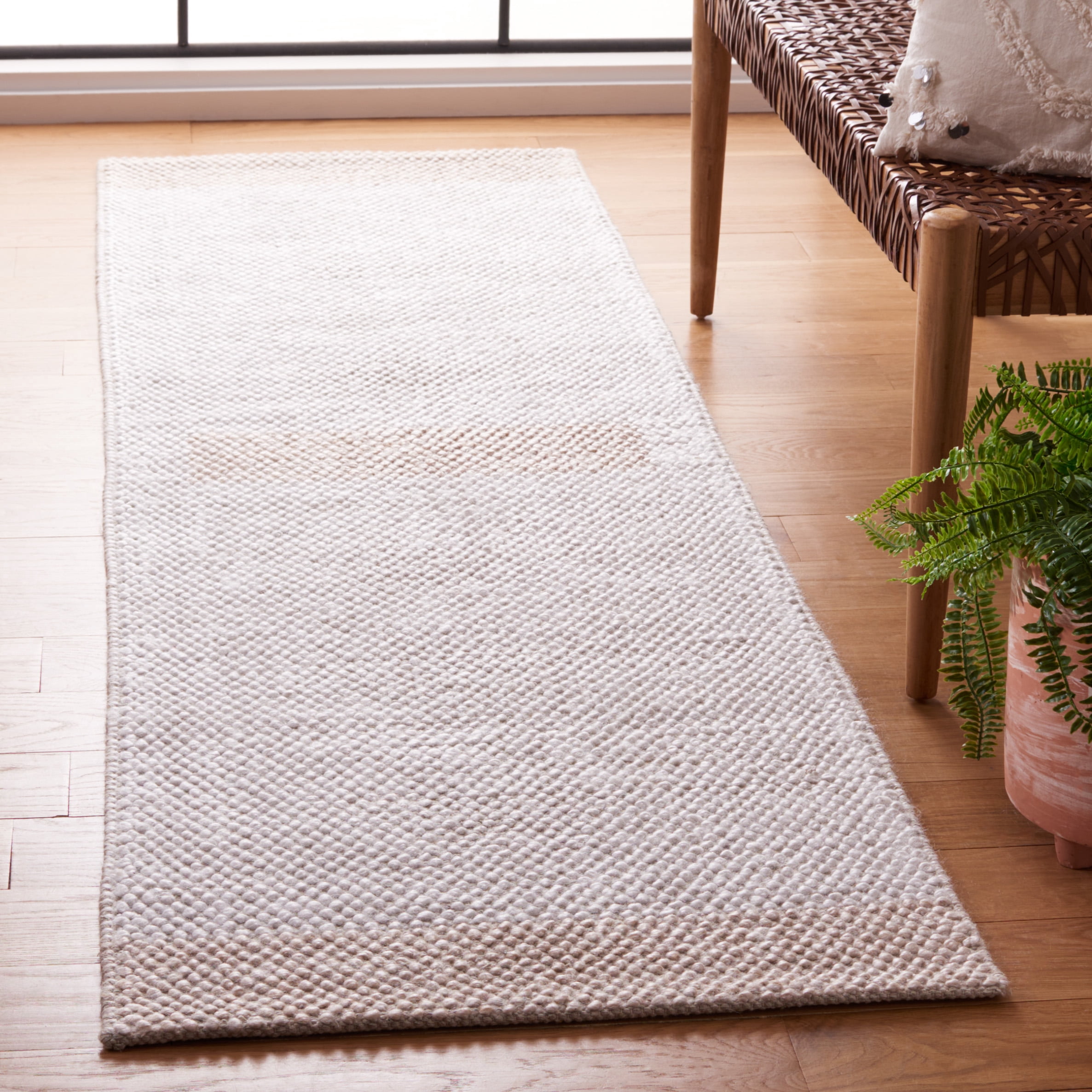 SAFAVIEH Natura Marina Striped Wool Runner Rug, Ivory/Beige, 2'3" x 8'