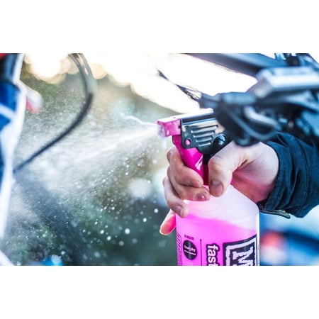 マックオフ 【洗車におすすめ】NANO TECH BIKE CLEANER（ナノテックバイククリーナー） 1リットル MUC-OFF 優良配送 即納 土日祝も出荷