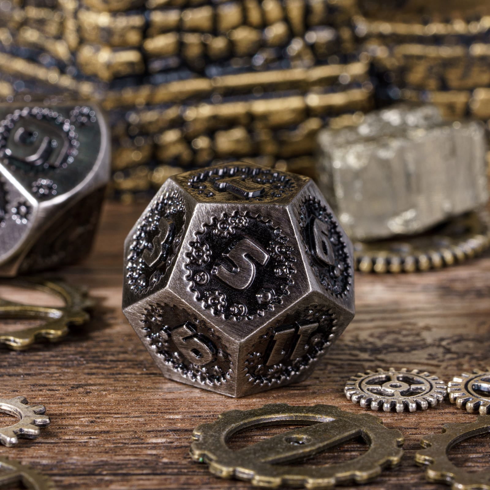 Cusdie 7-Die Metal DND Dice Set, Mechanical Gear Metal Polyhedral D&D Dice Set for DND Dungeons and Dragons TTRPG Role Playing Games