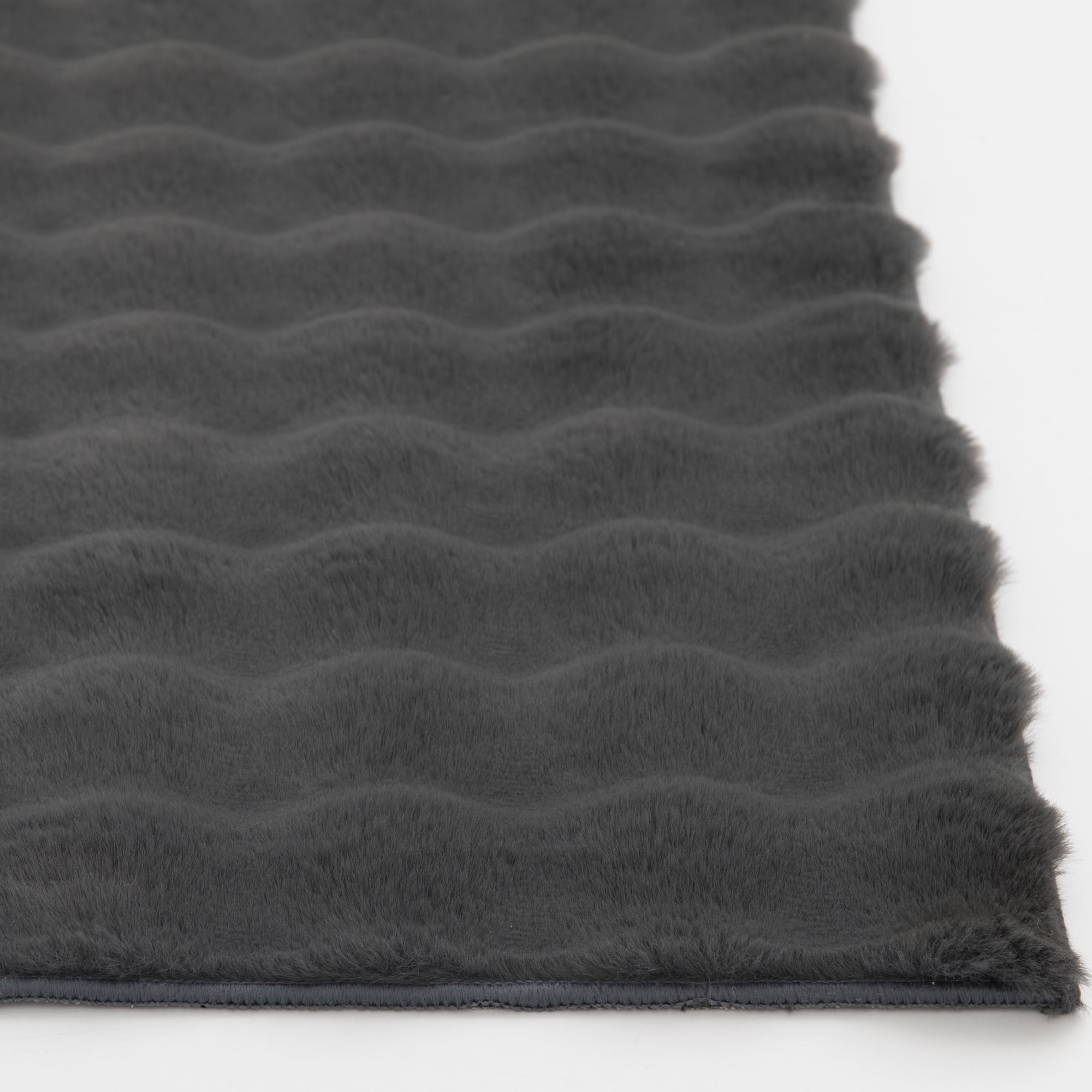 Better Homes & Gardens Gray Faux Fur Bubbles Indoor Area Rug, 7'x10'