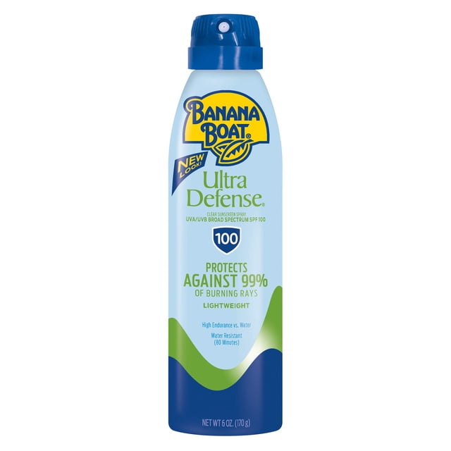 banana boat ultra defense protector solar transparente en spray spf 100 6 oz lata aerosol azul cian 6 oz, vista frontal centrada con boquilla giratoria sin tapa, etiqueta con logo Banana Boat y texto Ultra Defense SPF 100 que indica protección UVA/UVB de amplio espectro y bloqueo del 99% de rayos UVB; resistente al agua hasta 80 minutos, fórmula hidratante con vitaminas C y E y aloe, formato ligero de aplicación rápida, a menudo usado para reaplicar durante actividades al aire libre.