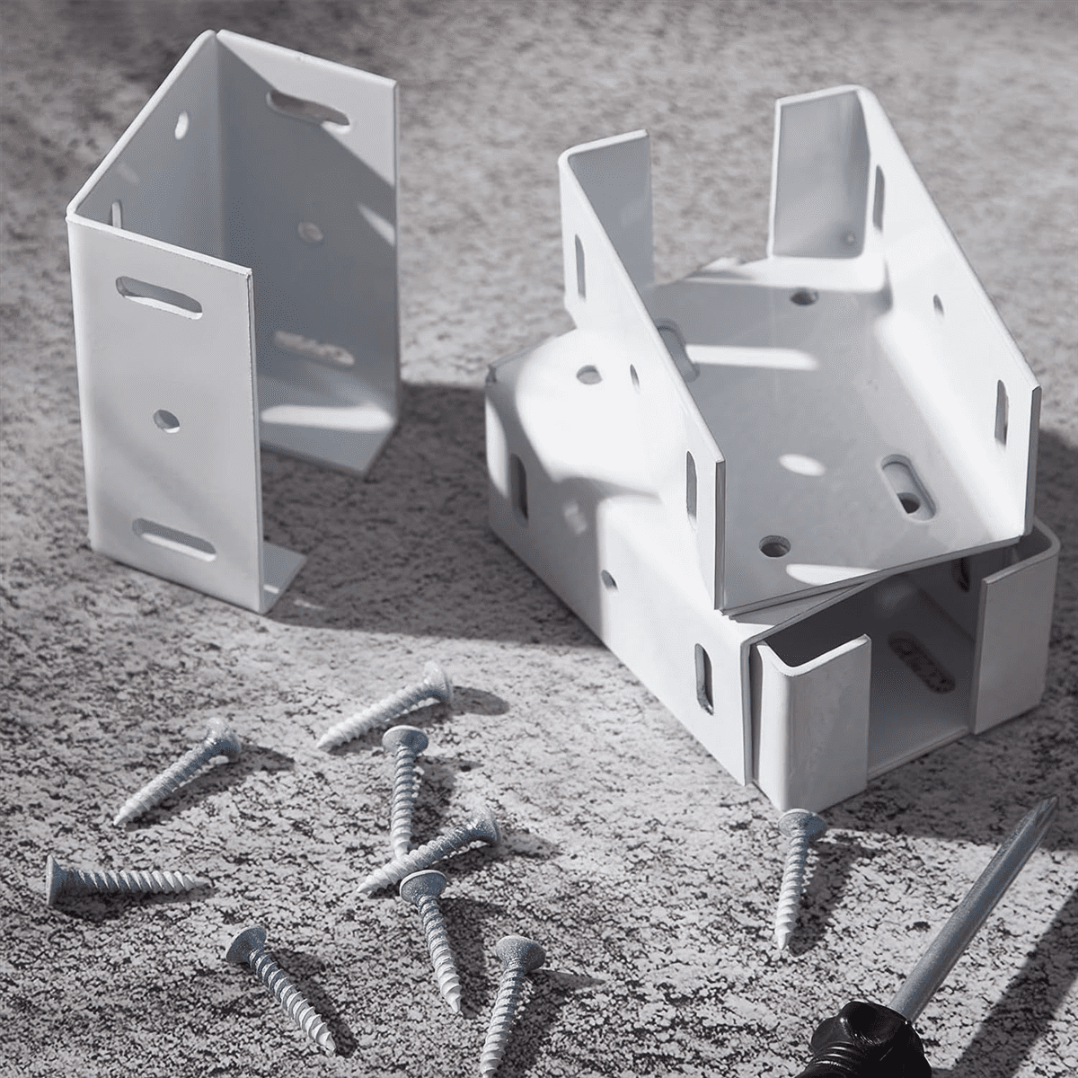 Heavy Duty Carbon Steel Fence Bracket with Screws for Vinyl Fencing Panel to Post Connection Rail Bracket Kit 4Pcs White