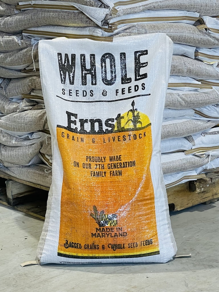 Ernst Grain & Livestock Wild Bird Food Select, Non-GMO – Made with Black Oil Sunflowers, Nyjer Seed, and Other Non-GMO Grains