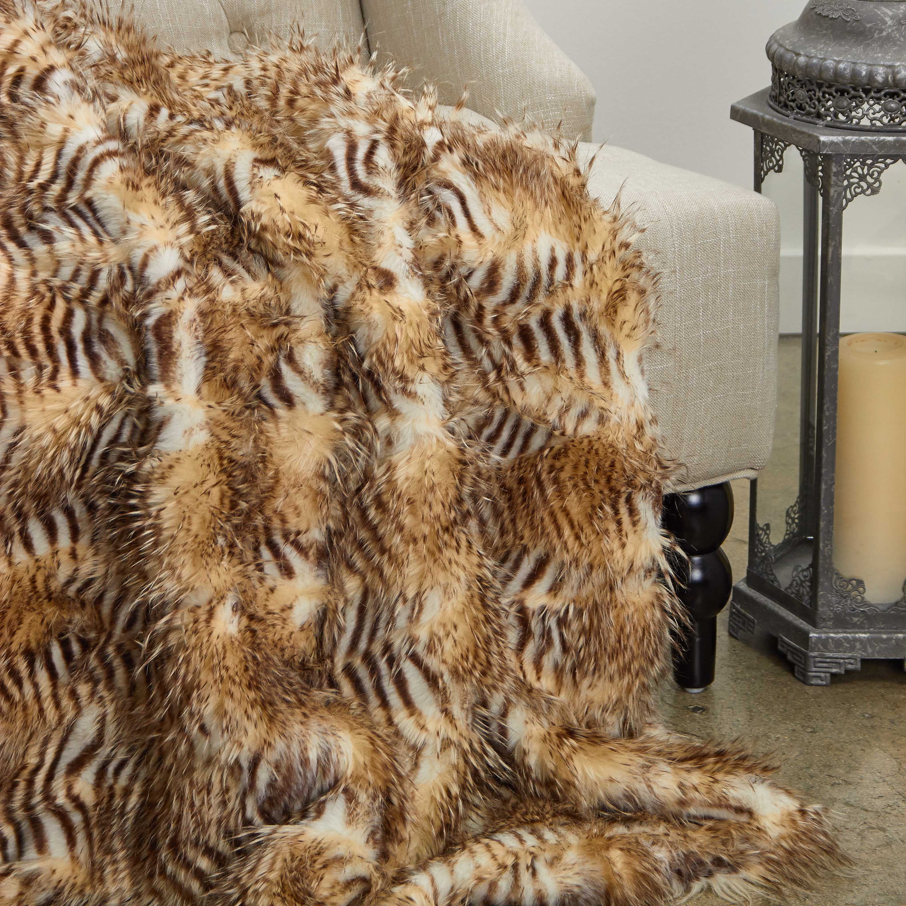 Beige Faux Fur Luxury Throw 48in x 60in