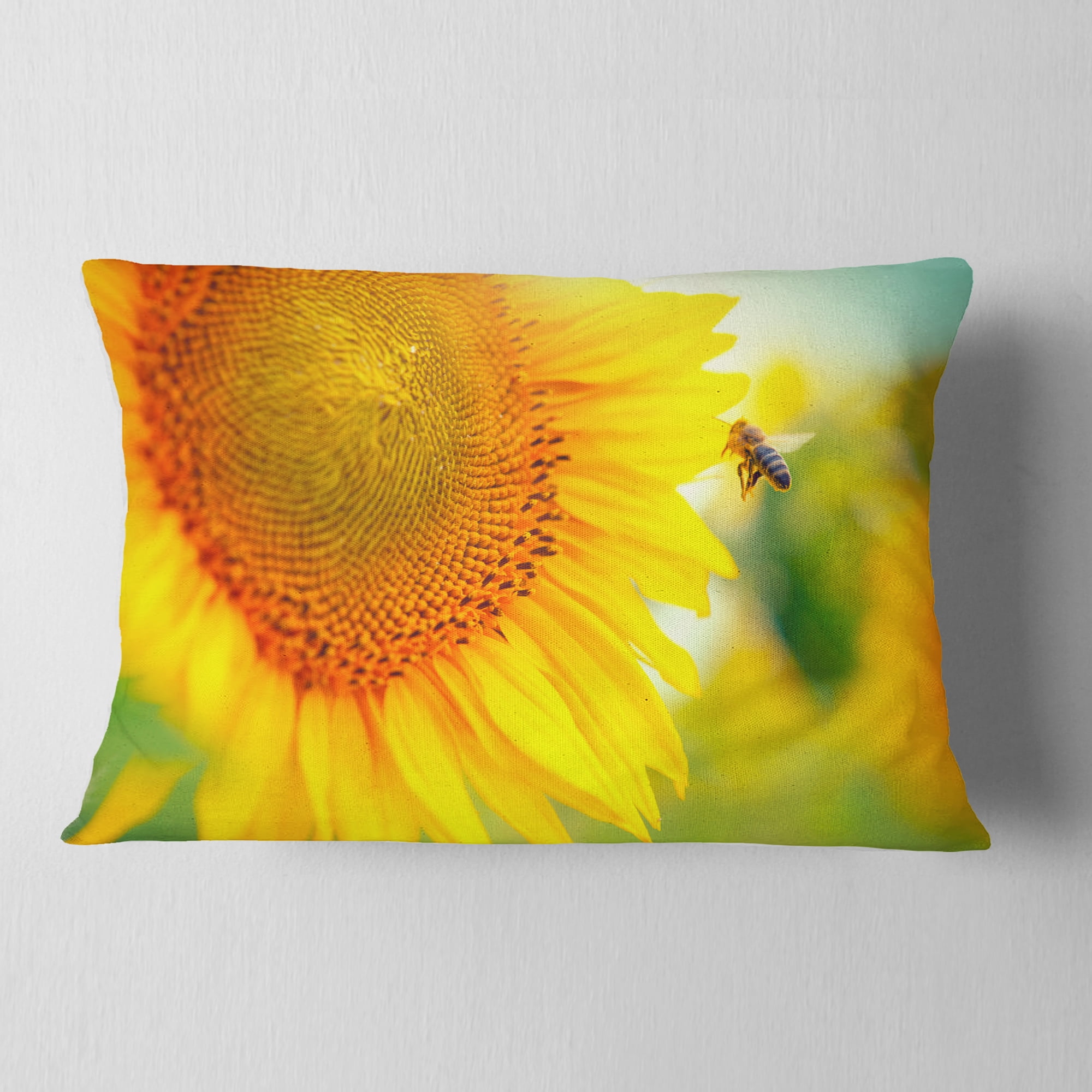Designart Beautiful Sunflowers Blooming - Animal Throw Pillow - 12x20