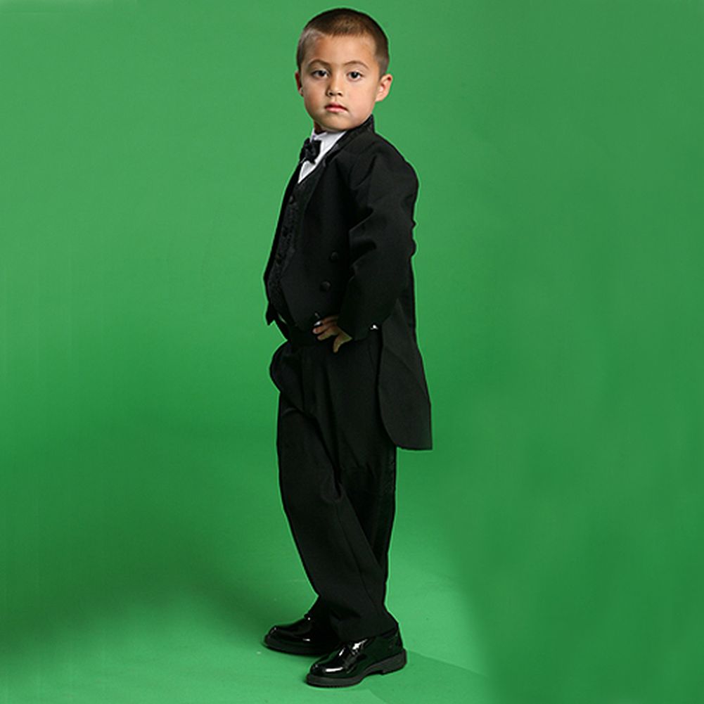 Boys Tuxedo in Black Dresswear Set Size 2T