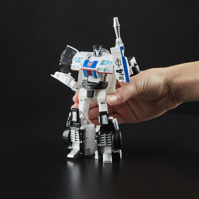 Transformers: Generations Power of the Primes Deluxe Class