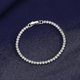 thumbnail image 2 of Una pulsera de lujo llena de diamantes, 2 of 3
